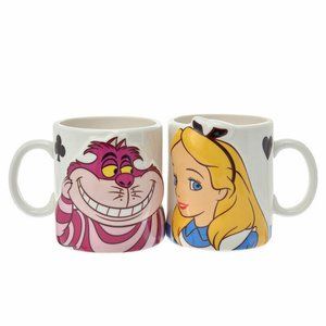 NWT Disney Alice In Wonderland 3D Pair Mug Gift Set.